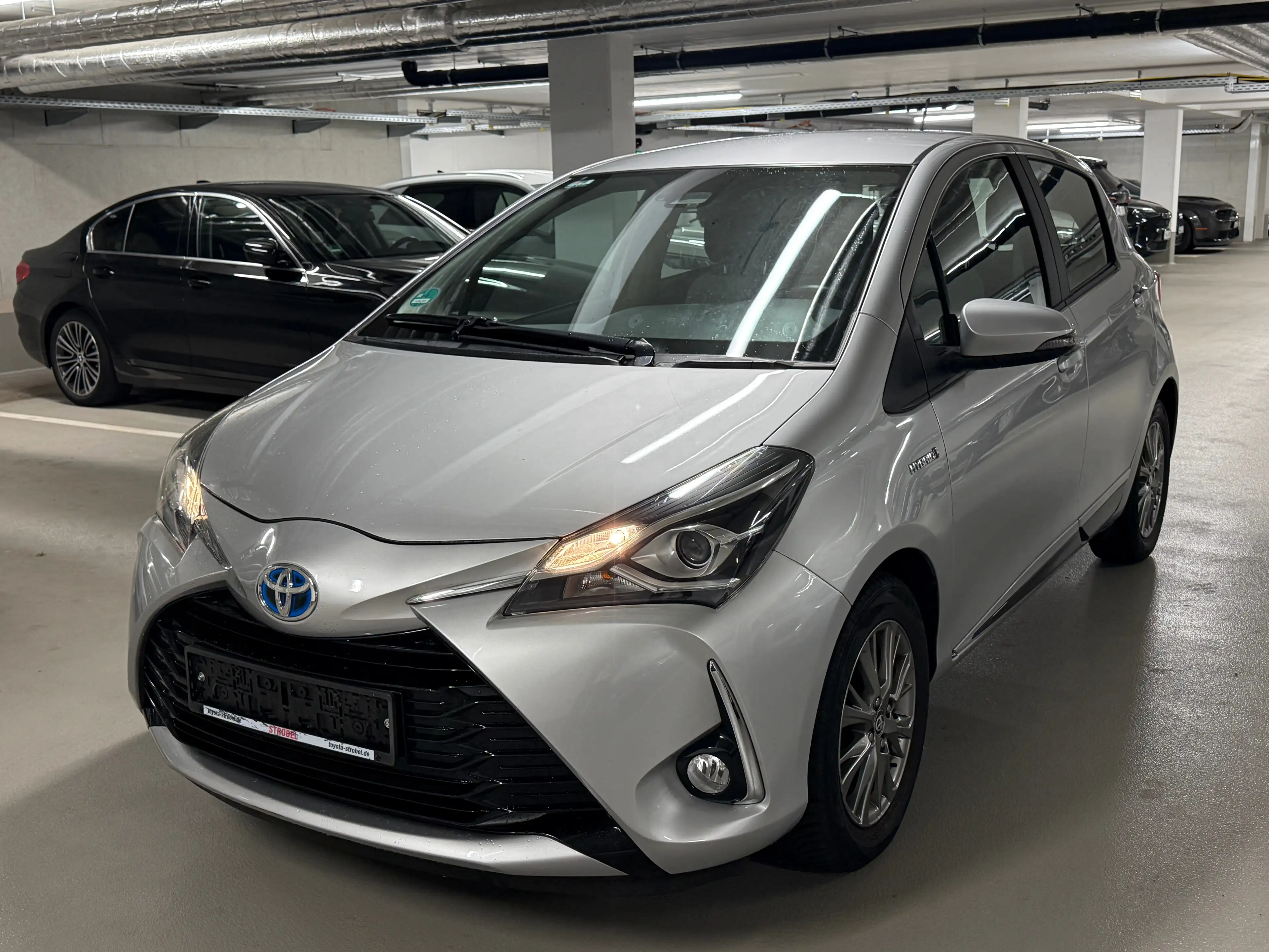 Toyota Yaris 1.5 Hybrid Comfort Automatik*Kamera* — photo 2