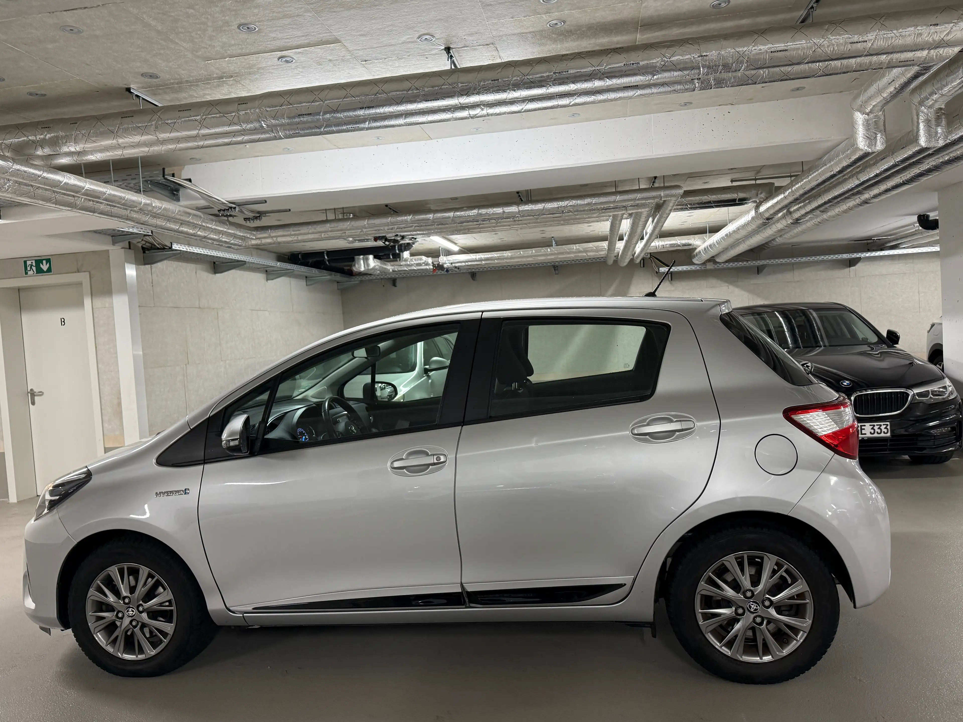 Toyota Yaris 1.5 Hybrid Comfort Automatik*Kamera* — photo 9