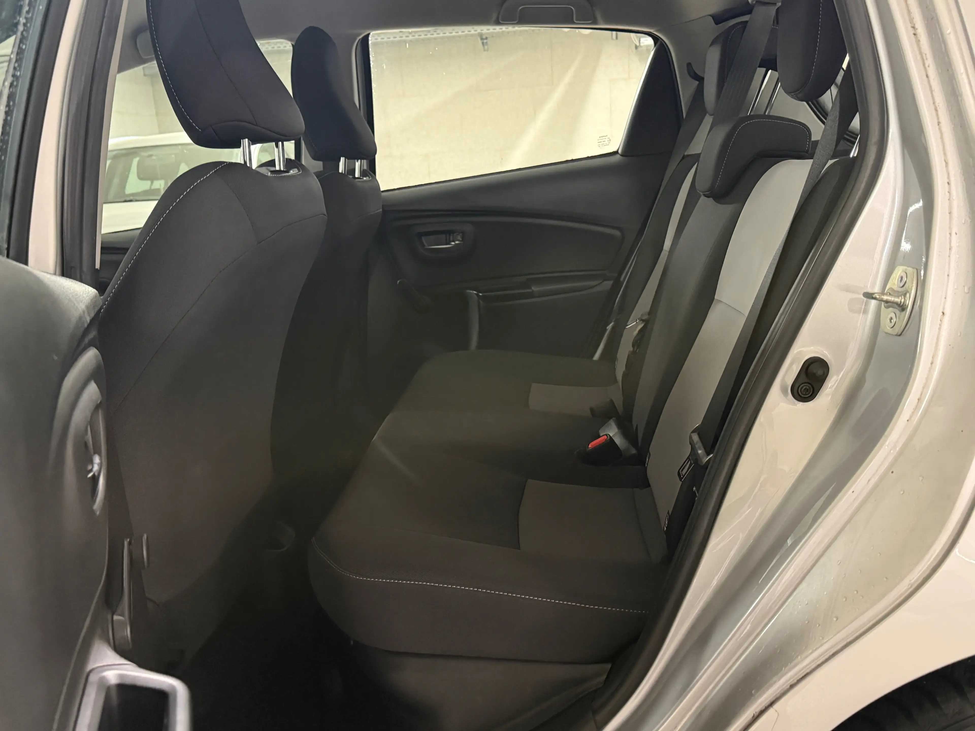 Toyota Yaris 1.5 Hybrid Comfort Automatik*Kamera* — photo 14