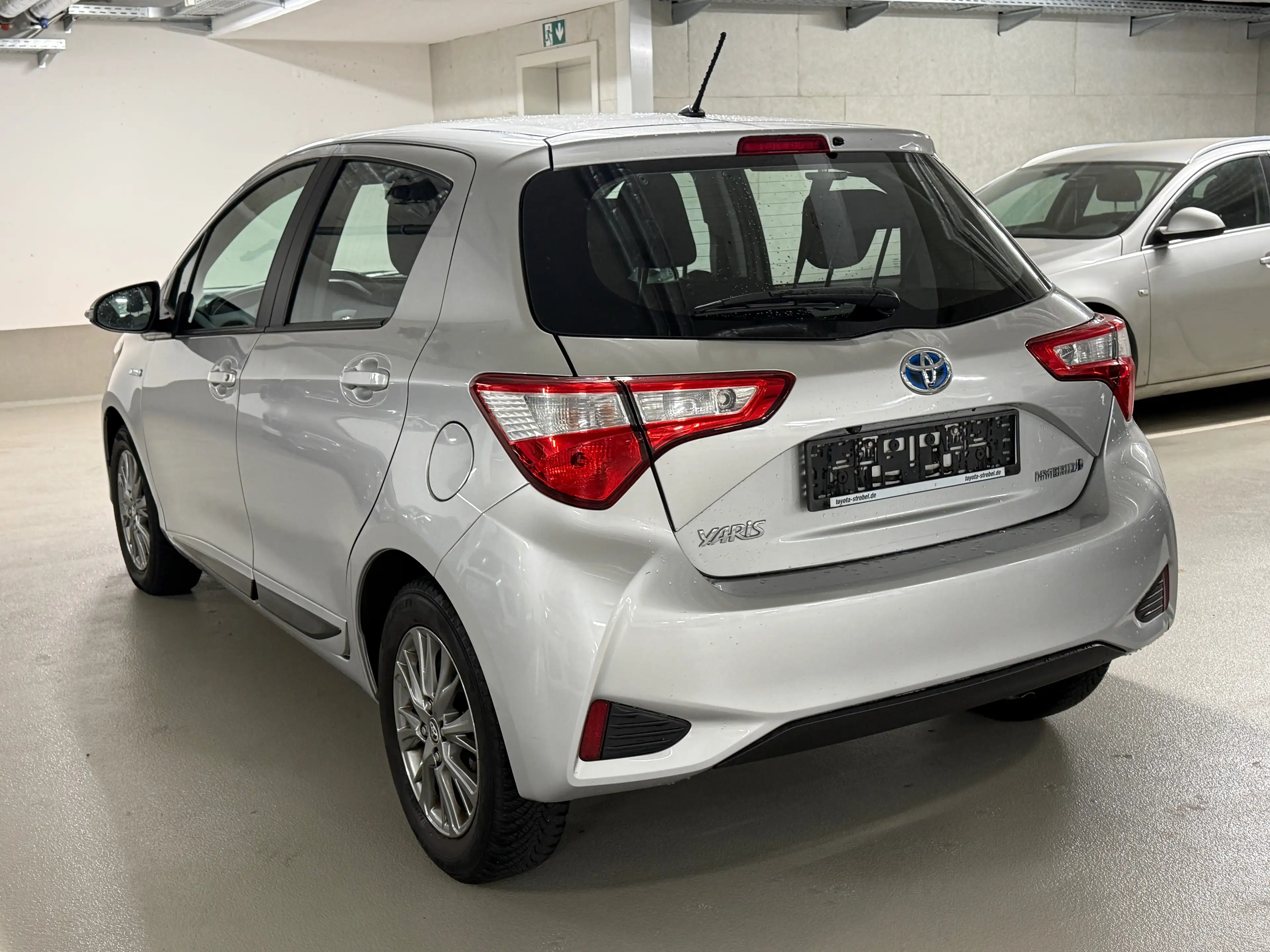 Toyota Yaris 1.5 Hybrid Comfort Automatik*Kamera* — photo 7