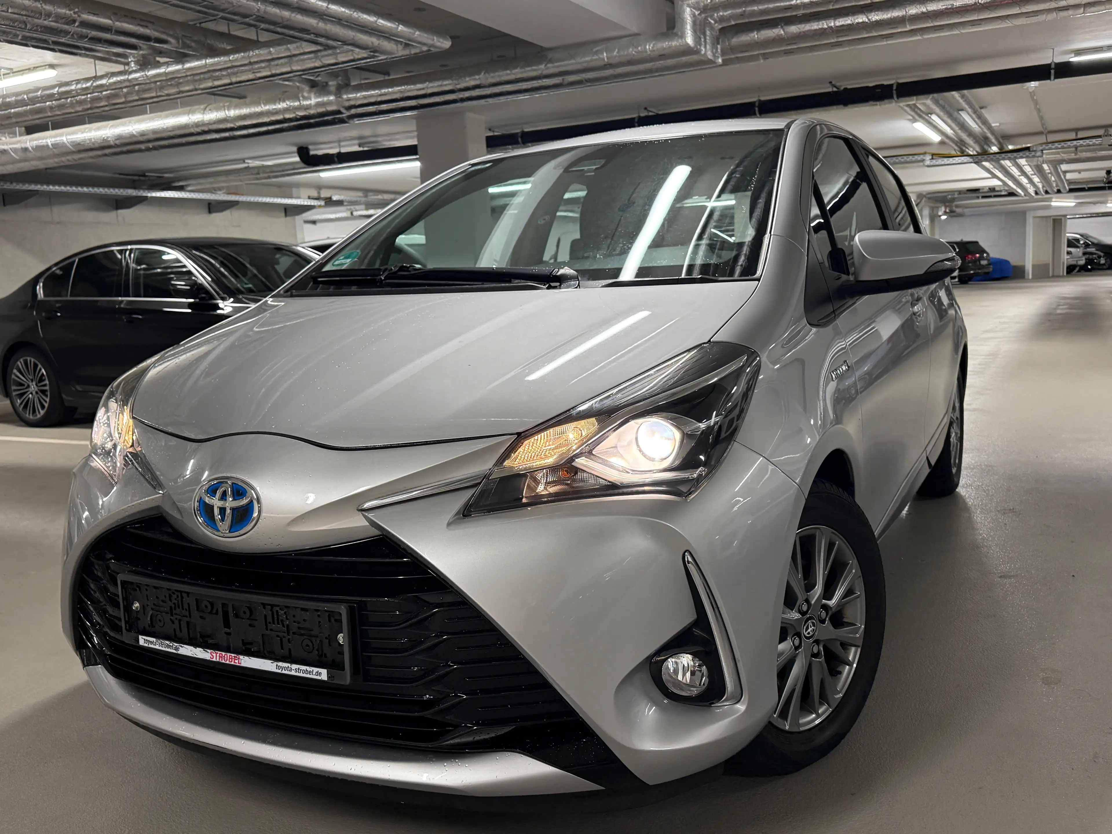 Toyota Yaris 1.5 Hybrid Comfort Automatik*Kamera*