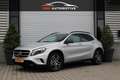 Mercedes-Benz GLA 200 Trekhaak | Camera | Distronic | Xenon | Stoelverwa Gris - thumbnail 1