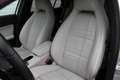Mercedes-Benz GLA 200 Trekhaak | Camera | Distronic | Xenon | Stoelverwa Gris - thumbnail 3