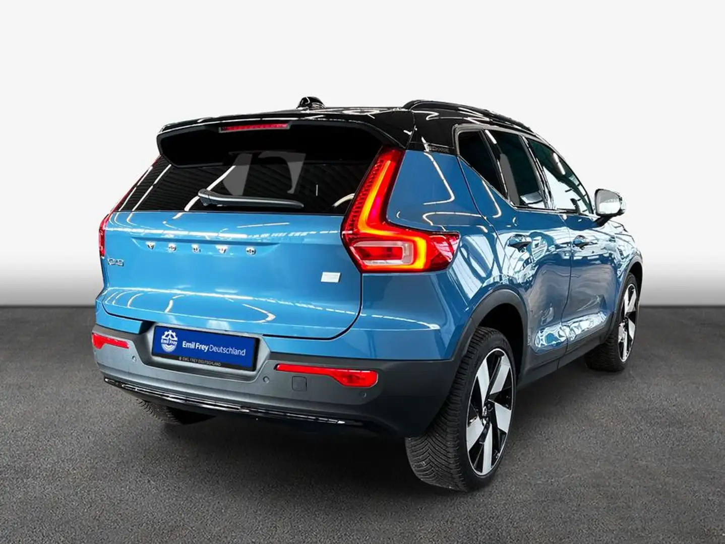 Volvo XC40 XC40 Recharge 78 kWh Twin Motor Plus Blau - 2