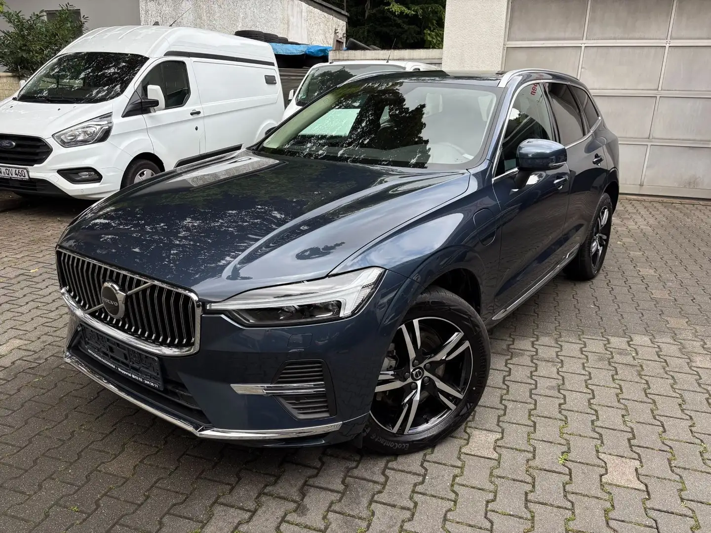 Volvo XC60 T6 AWD Core AHK St-Heiz ACC BLIS Leder Albastru - 2