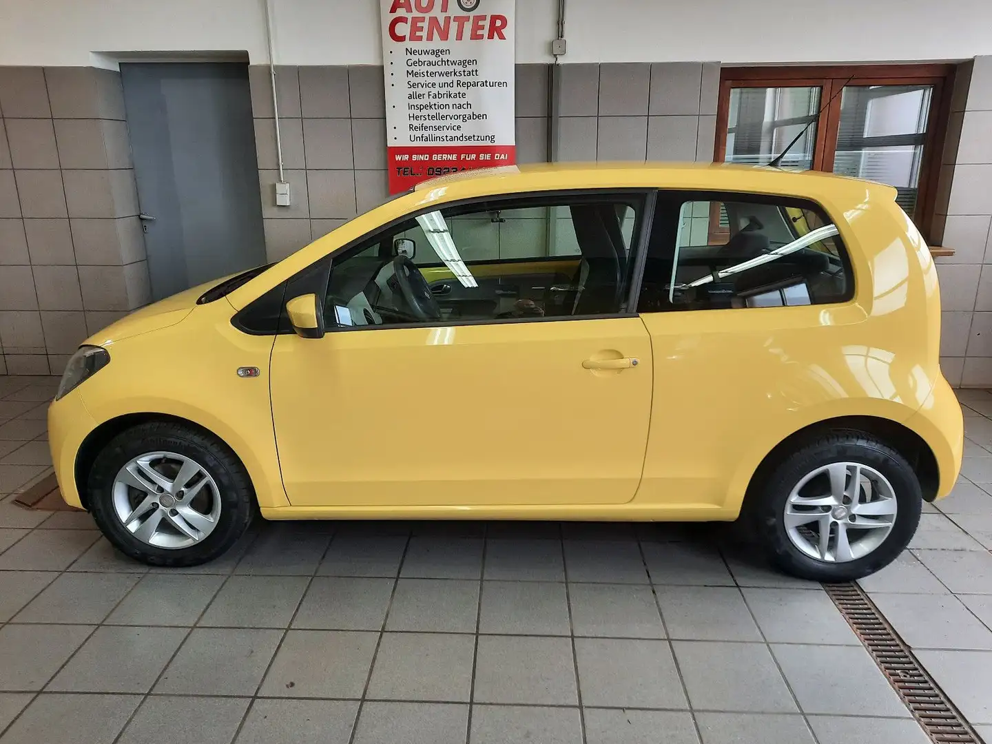 SEAT Mii Style Amarillo - 2
