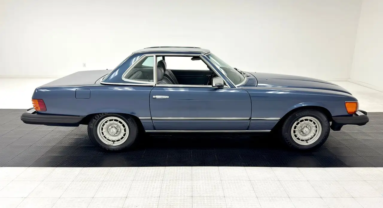 Mercedes-Benz 380 SL Convertible, foto 12