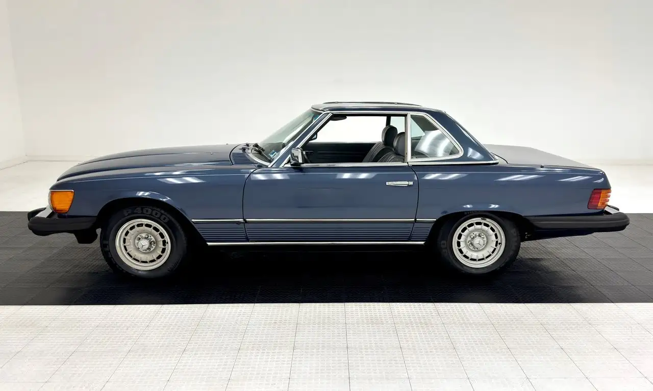 Mercedes-Benz 380 SL Convertible, foto 4