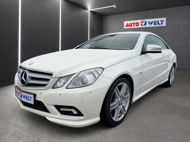Mercedes-Benz E 250 E250 CGI BlueEfficiency Avantgarde Bi-Xenon Navi