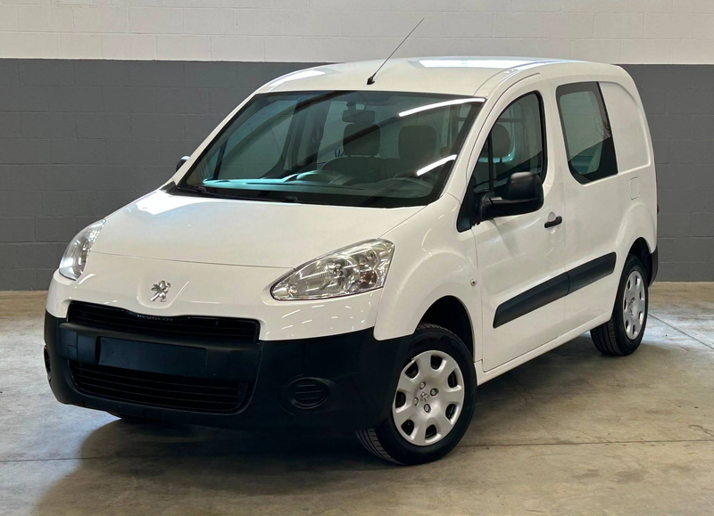 Peugeot Partner 1.6i L1H1 Confort 3 places Excellent état!