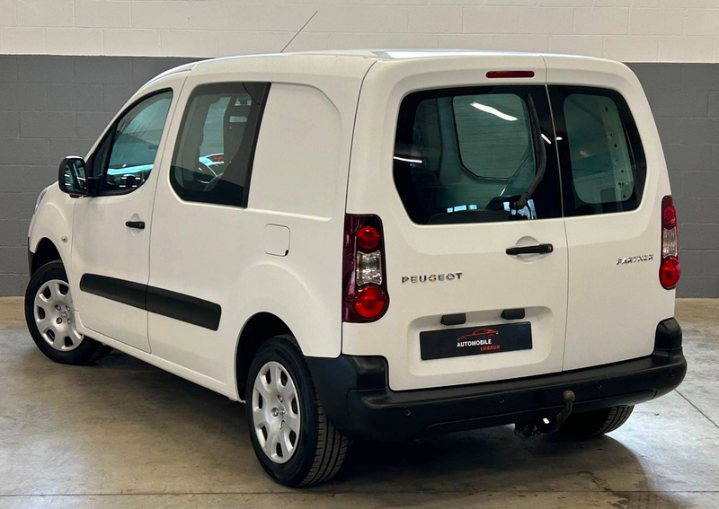Peugeot Partner 1.6i L1H1 Confort 3 places Excellent état! — photo 7