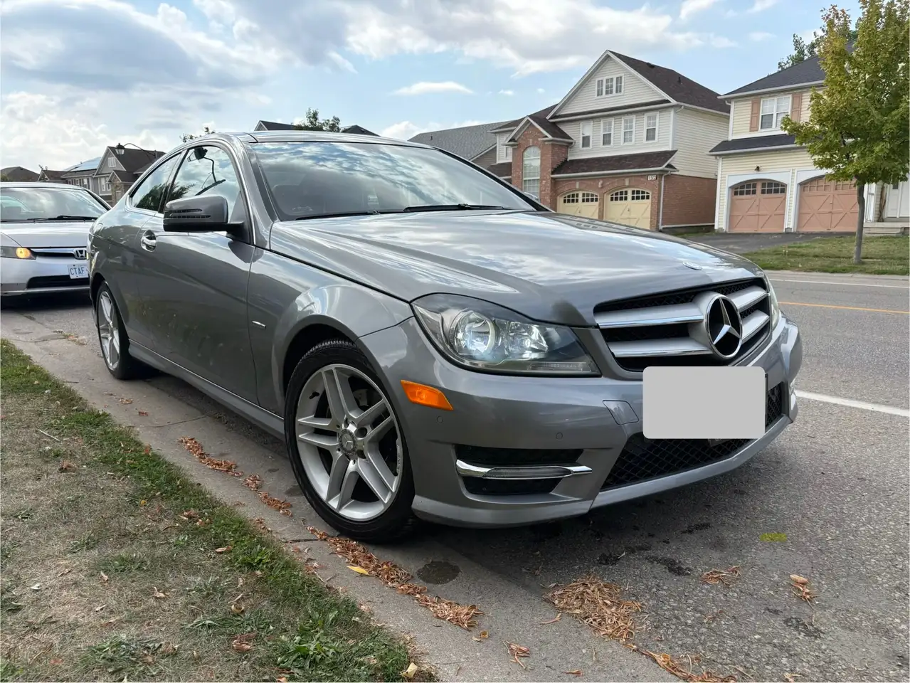 Mercedes-Benz C-Class снимка Mercedes-Benz C-Class