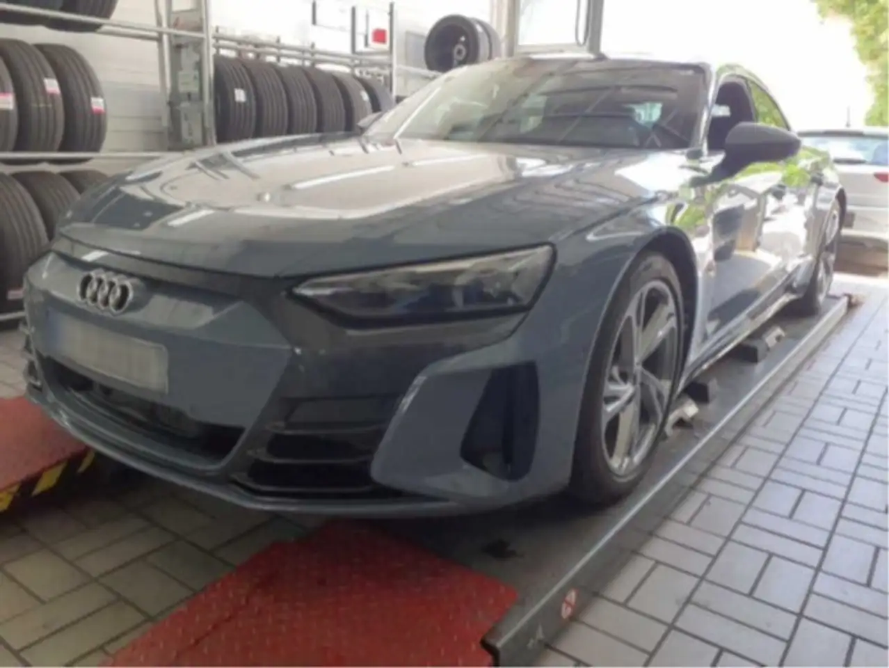 Audi e-tron GT
