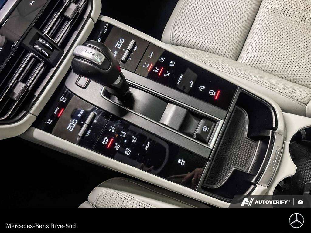 2024 Porsche Macan Base | Premium Package Plus thumb 17