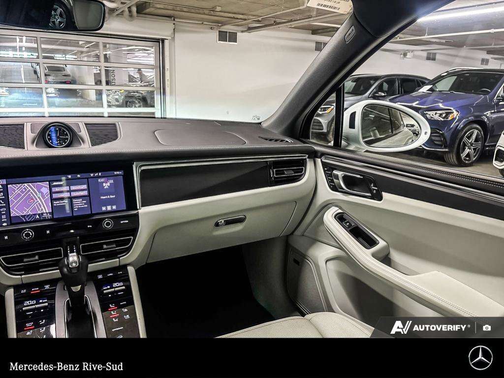 2024 Porsche Macan Base | Premium Package Plus thumb 11