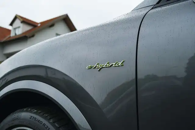 Porsche Cayenne Coupe E-Hybrid PHEV 17,9 kWh Aut./LED/AHK/LUFT/... Ansicht 10