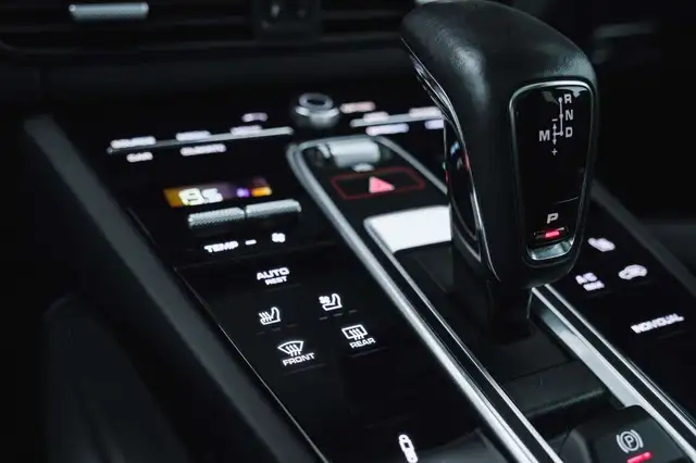 Porsche Cayenne Coupe E-Hybrid PHEV 17,9 kWh Aut./LED/AHK/LUFT/... Ansicht 32