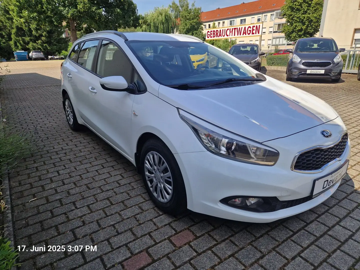 Kia Ceed SW / cee'd SW 1.4 CVVT Weiß - 2