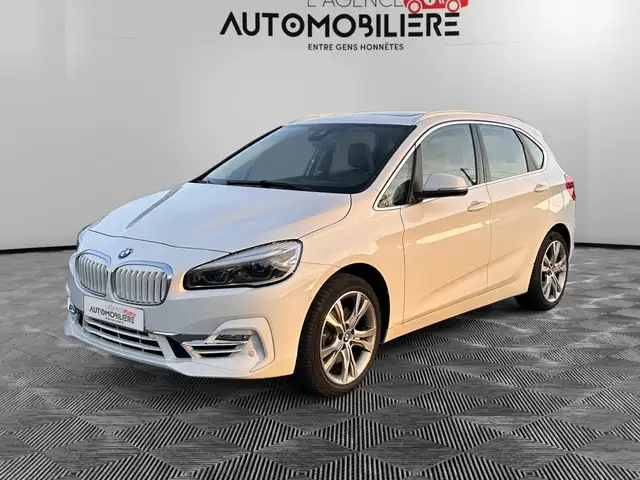 BMW 220 220i Active Tourer Aut. Luxury Line Garantie 1 j