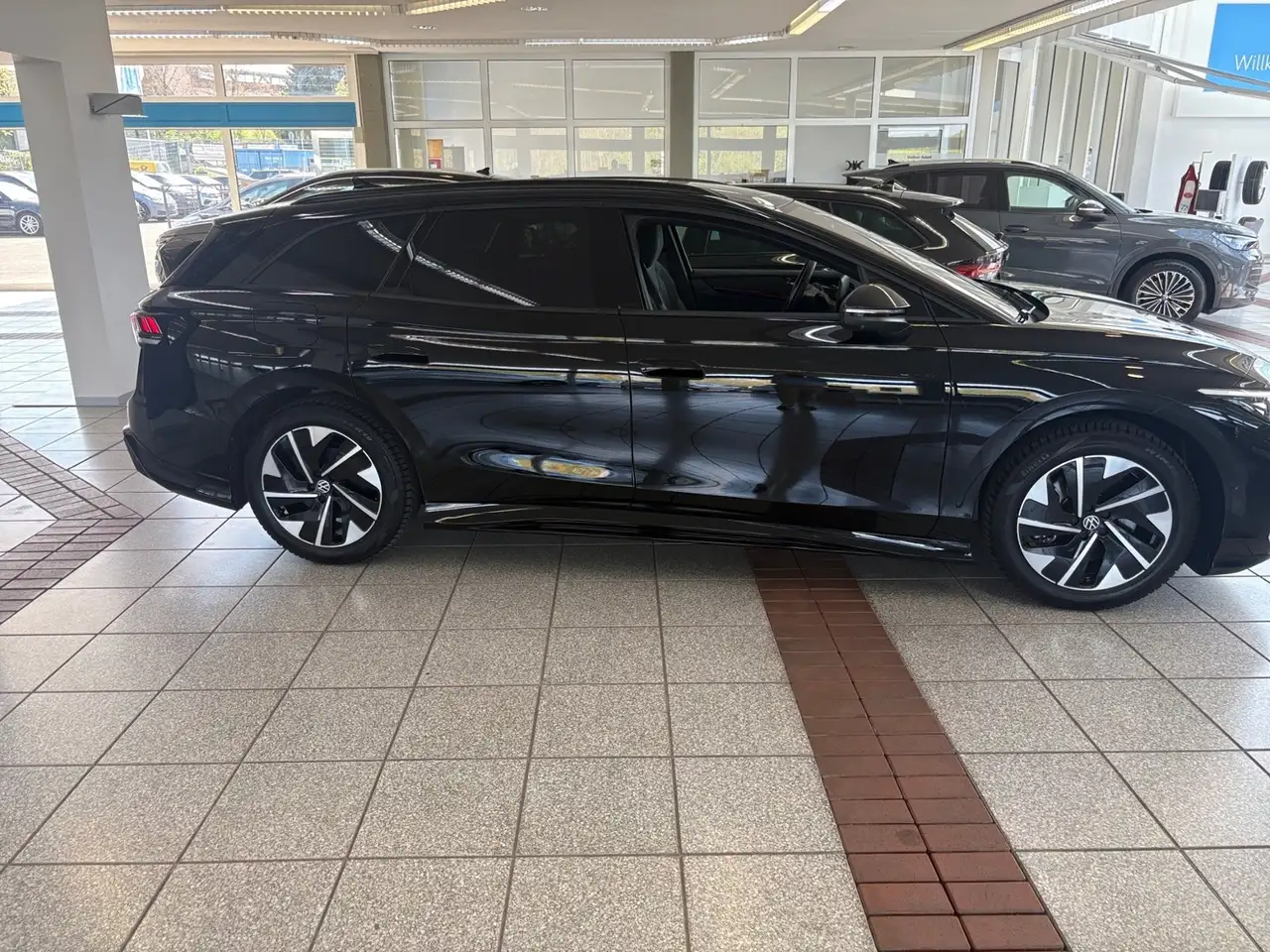 Volkswagen ID.7 Tourer GTX 340PS 4Motion 91 kWh +AHK+WÄPU+H&K+PAN, миниатюра 24