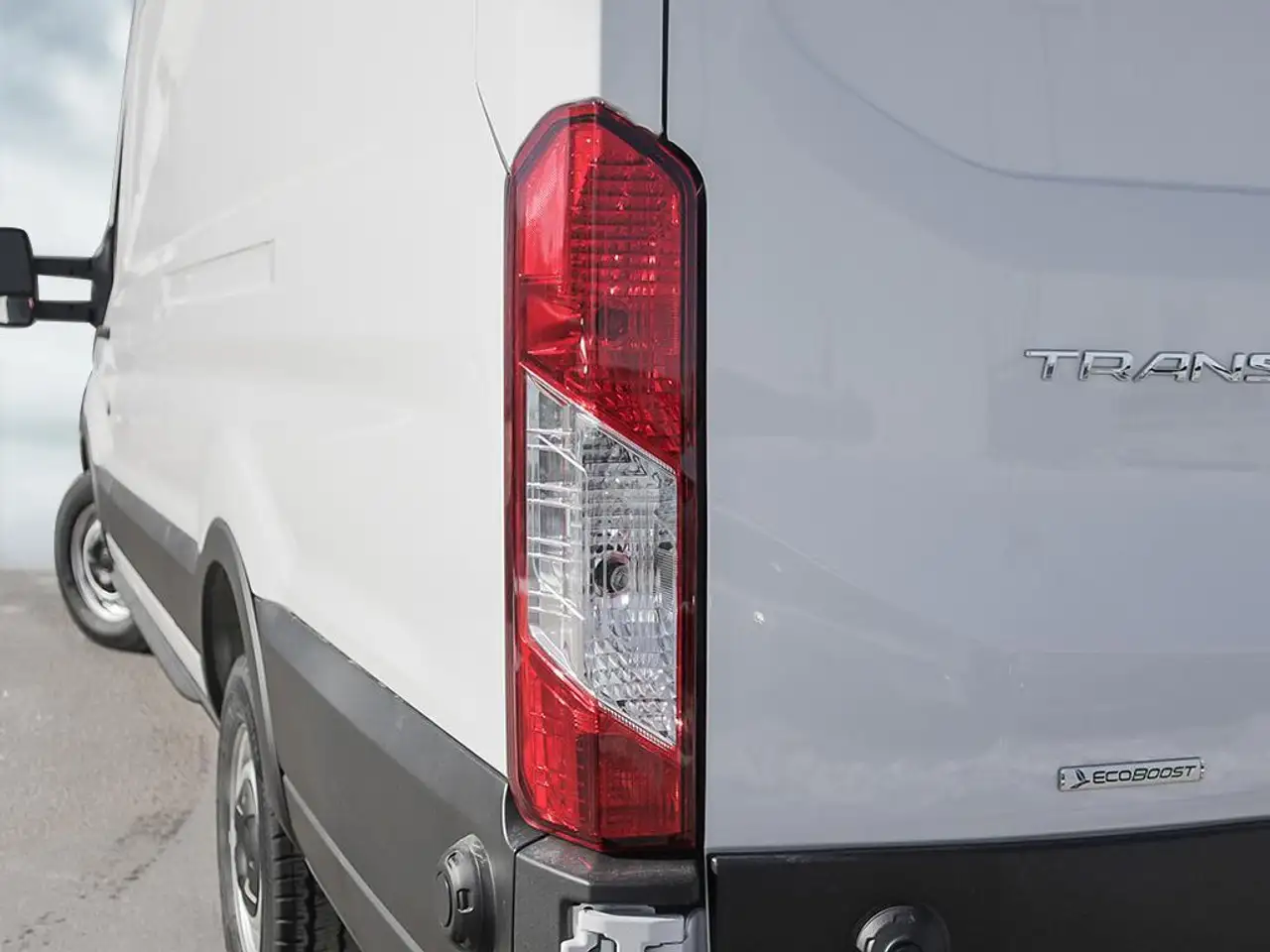 Ford Transit Cargo Van снимка Ford Transit Cargo Van