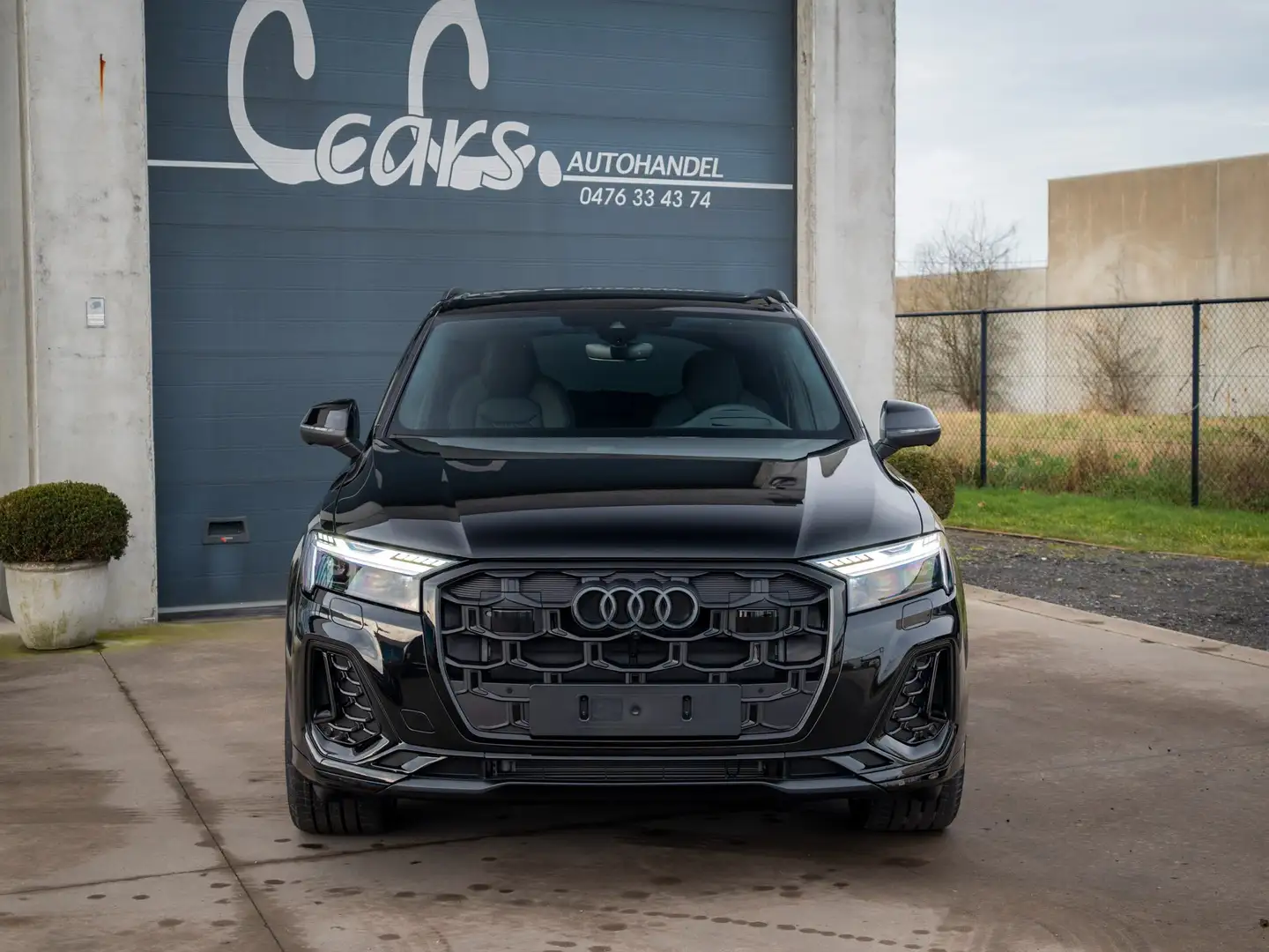 Audi Q7 50 TDI QUATTRO S Line / 7 SEATS/ FULL OPTION! Noir - 2