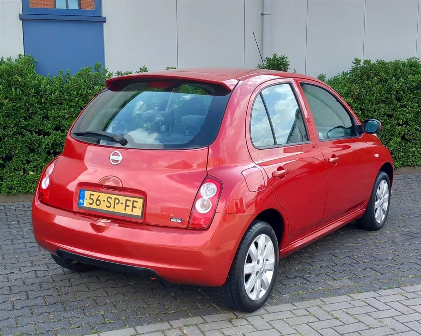 Nissan Micra 1.4 5DR Tekna Rood - 2