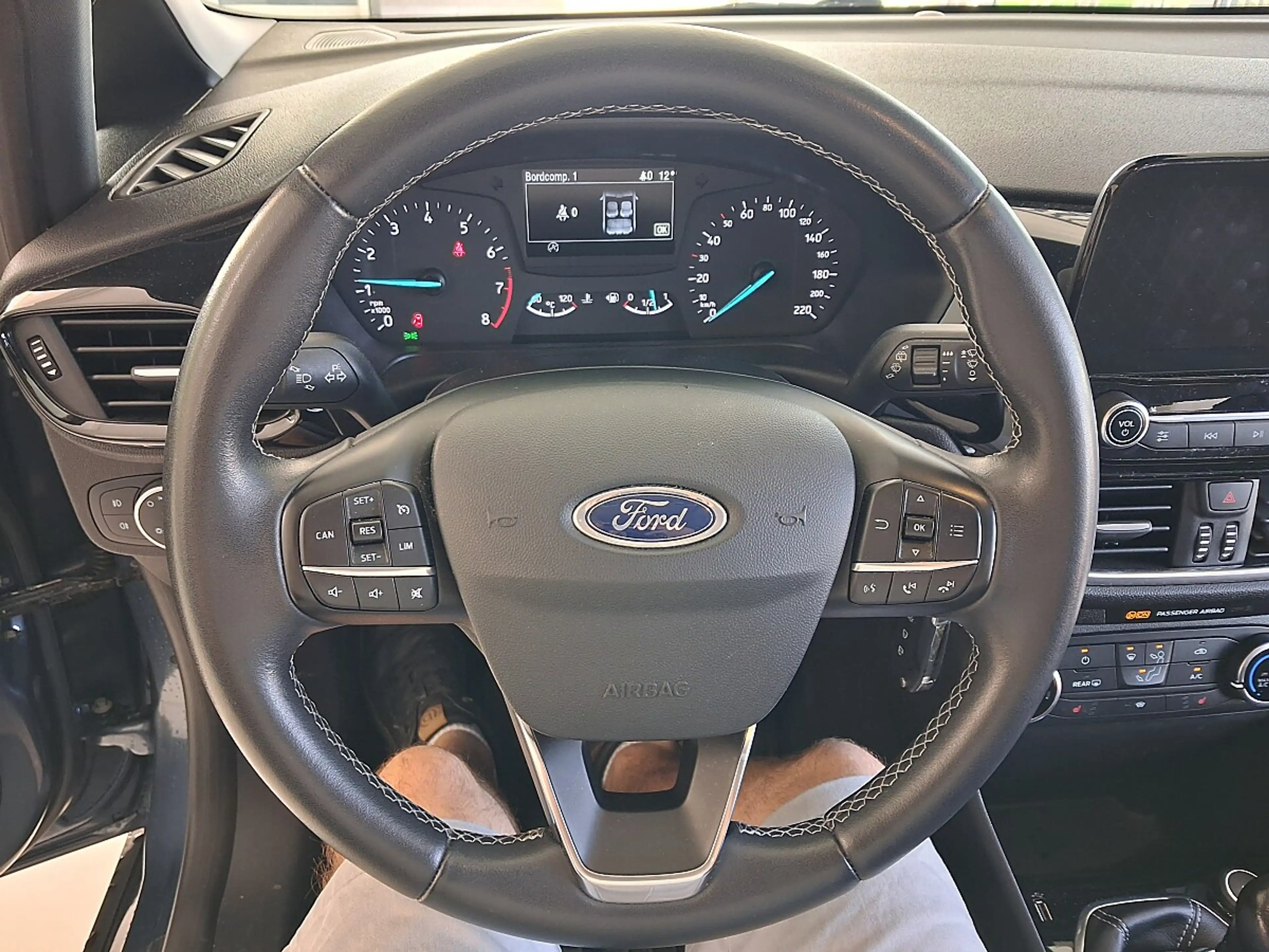 Ford Fiesta 1.0 coBoost Active Start/Stopp — photo 13