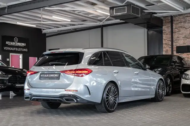 Mercedes-Benz C-Class view 7