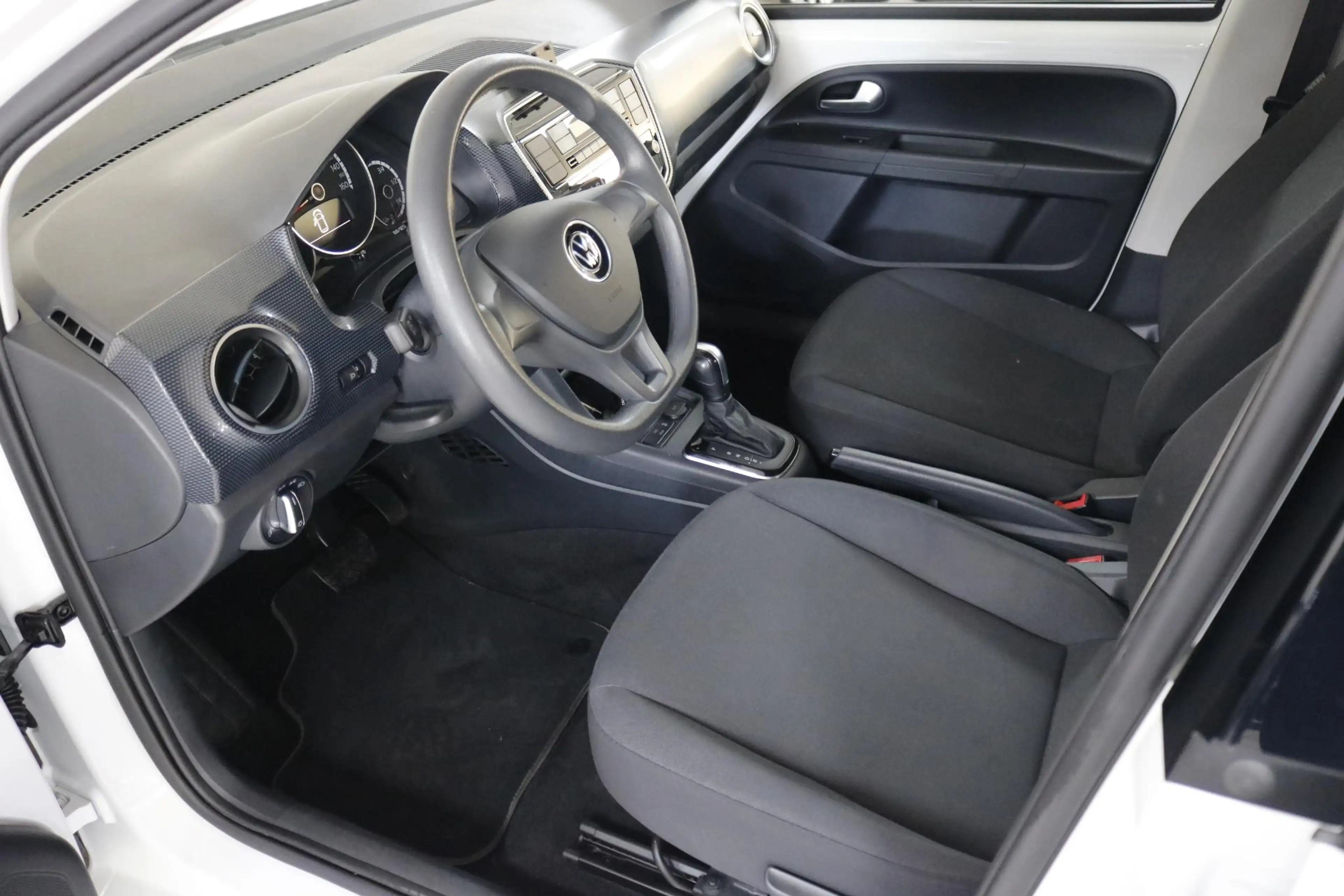 Volkswagen e-up! e-up! Clima | Bluetooth | LED | DAB. — photo 12