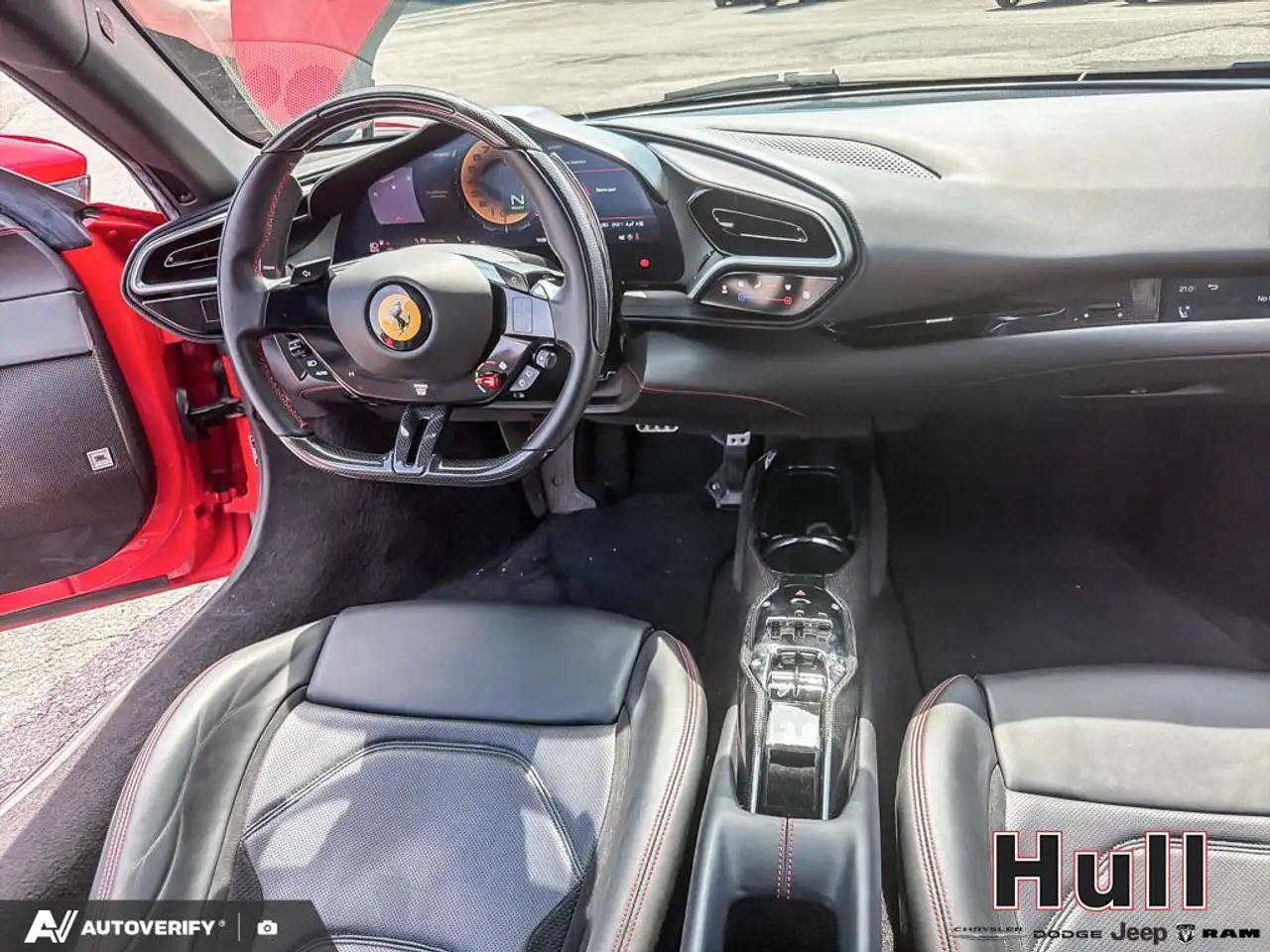 Ferrari 296 GTB снимка Ferrari 296 GTB