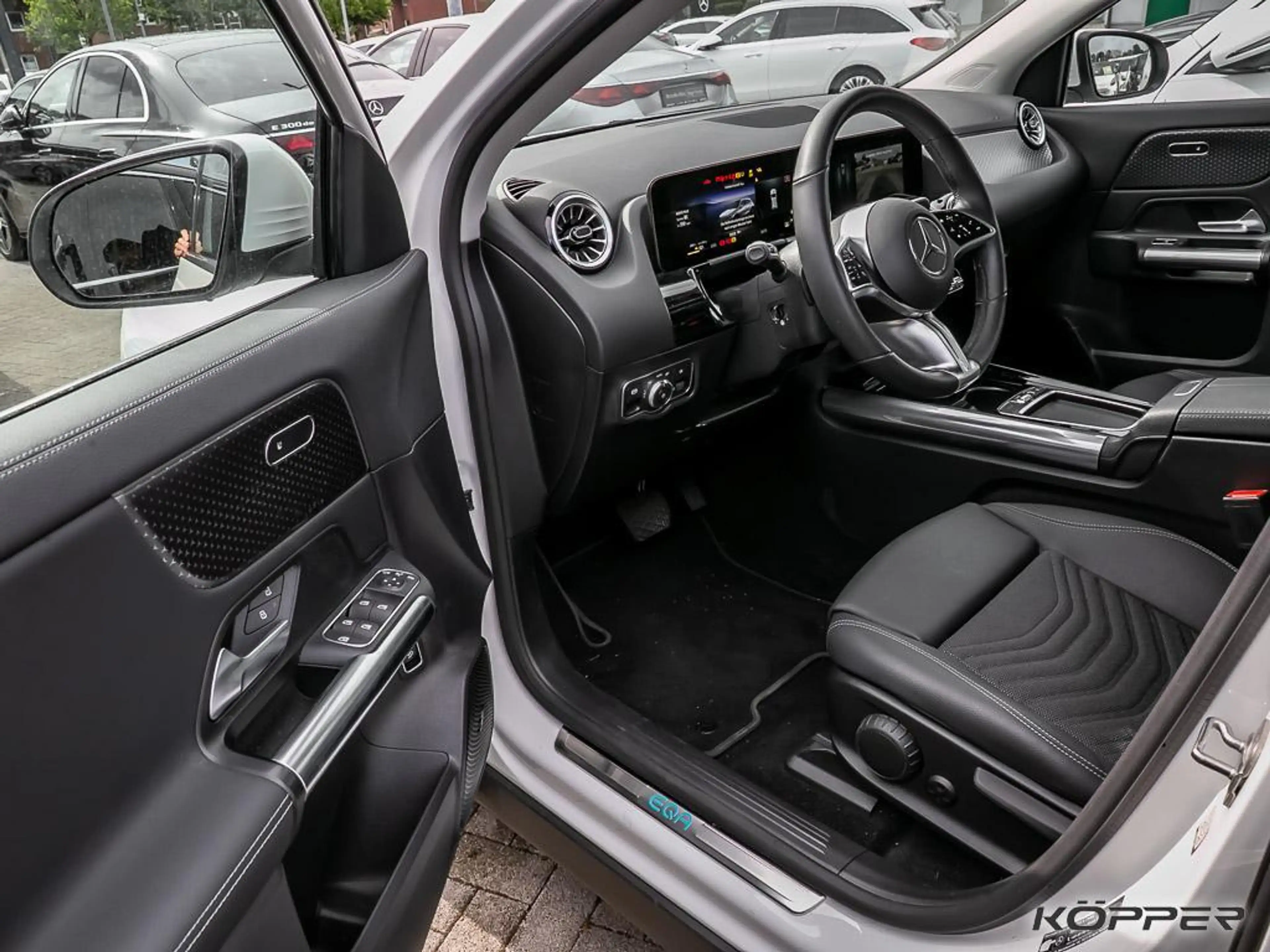 Mercedes-Benz EQA 300 4M Progressive Advanced PLUS White — photo 9