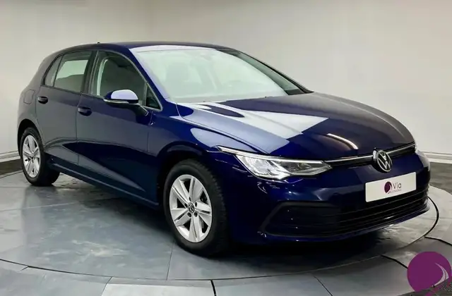 Volkswagen Golf view 2