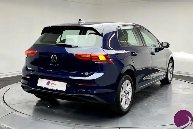 Volkswagen Golf view 5