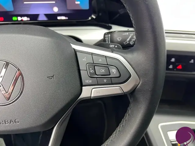 Volkswagen Golf view 14