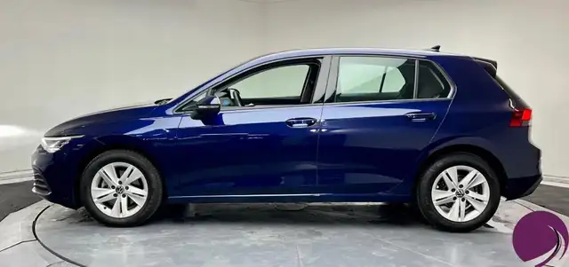 Volkswagen Golf view 3