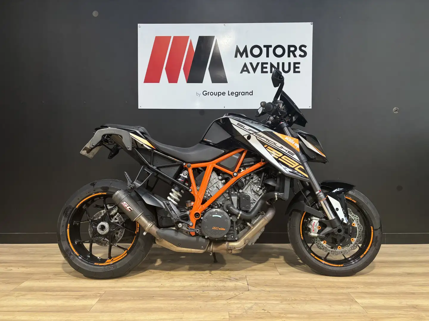 KTM 1290 Super Duke R - 2