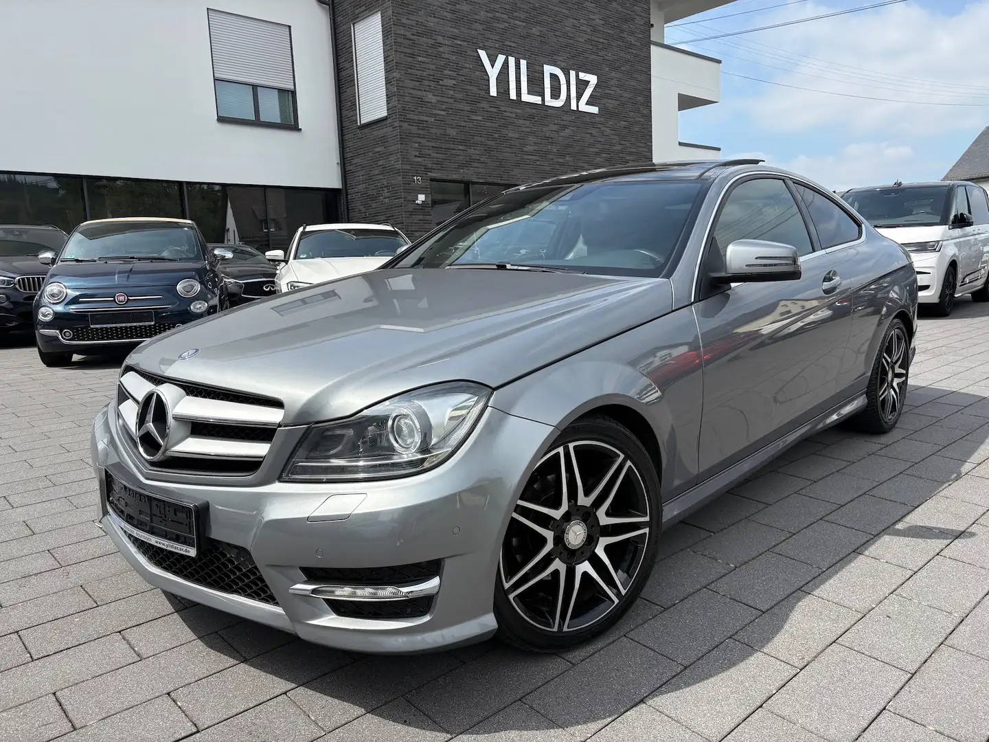 Mercedes-Benz C 220 CDI Coupe AMG EDITION PANO XENON Szary - 1