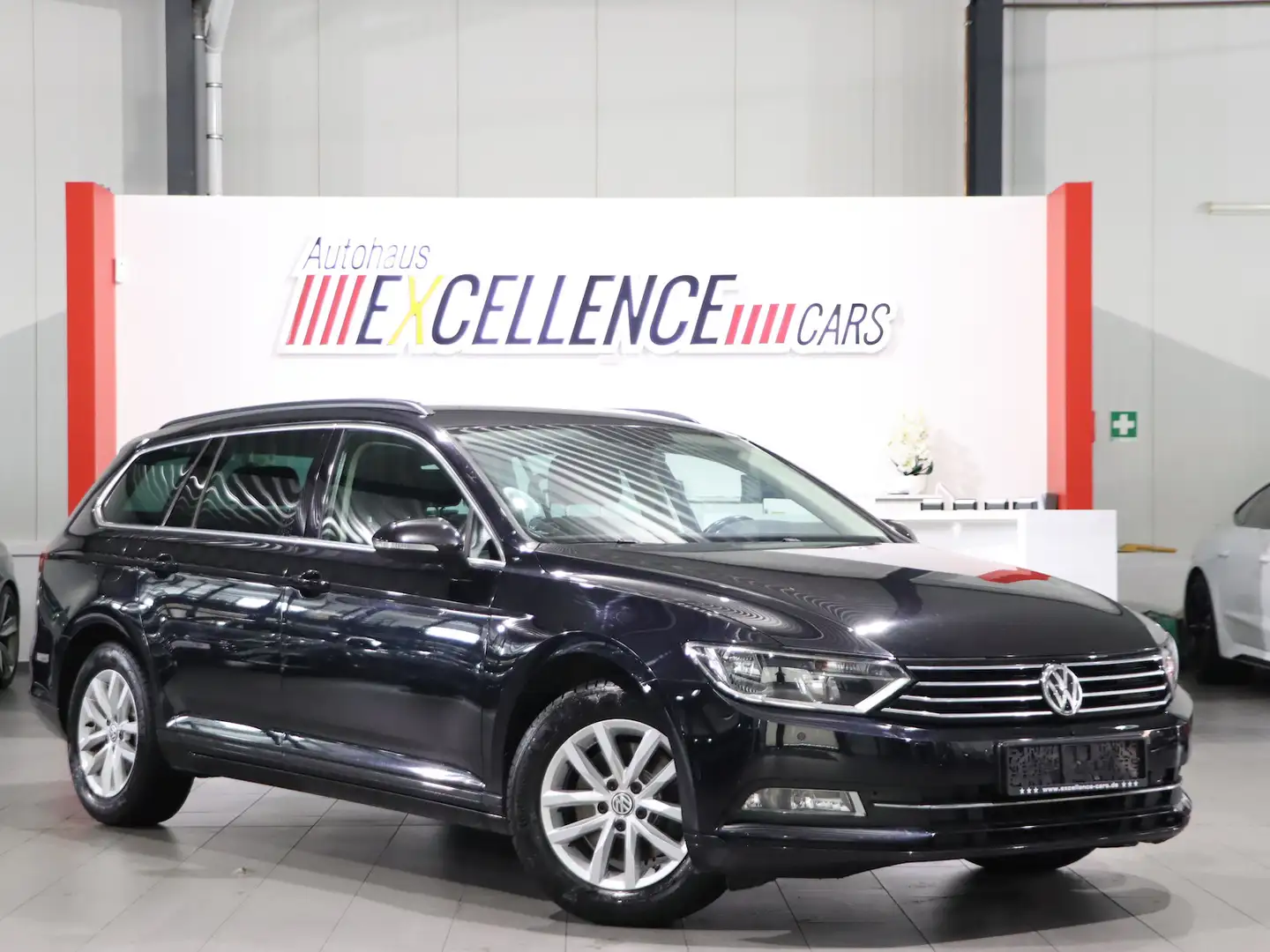 Volkswagen Passat Variant 1.4 TSI Comfortline BMT / NAVI-DM Noir - 1