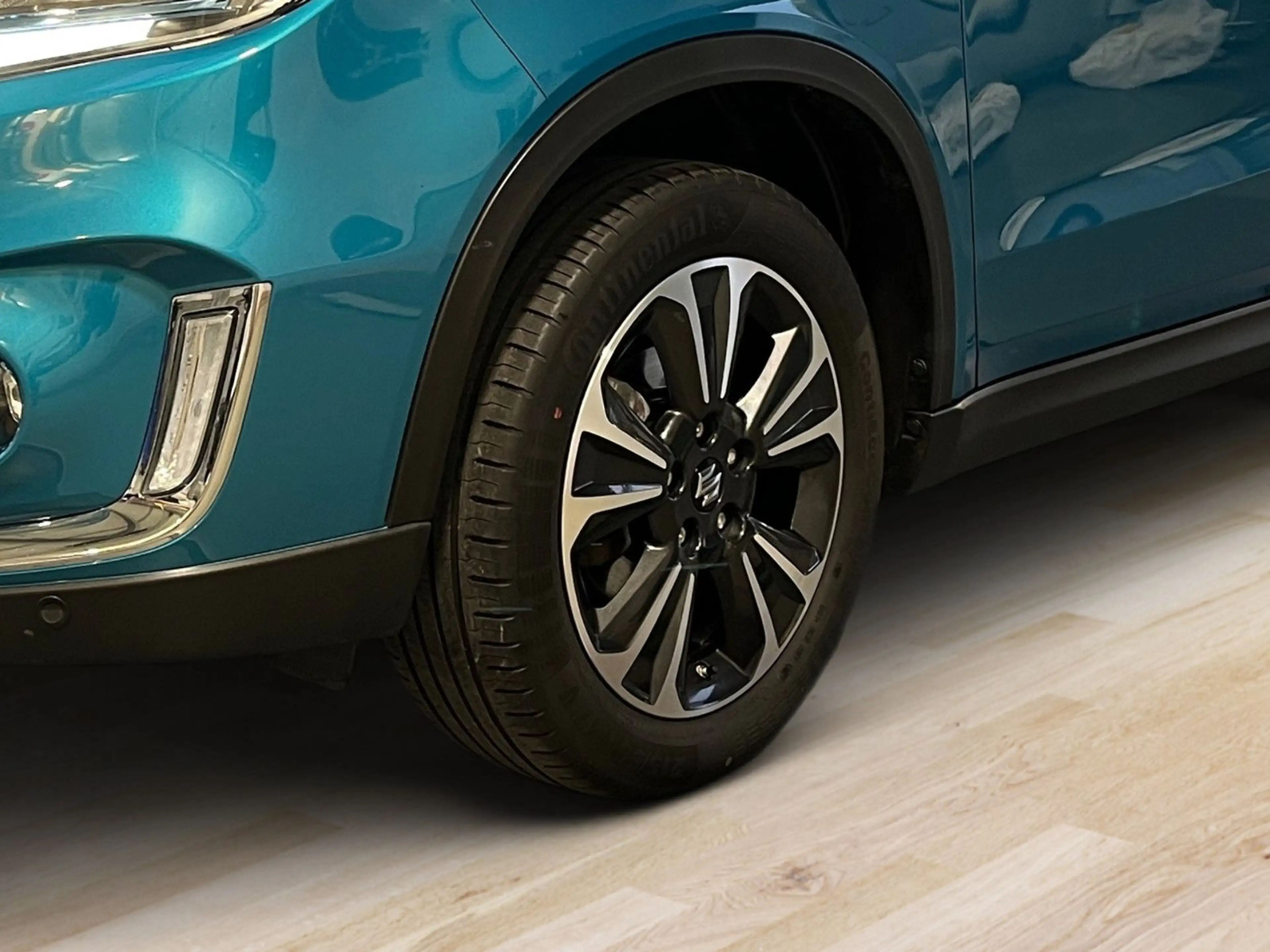 Suzuki Vitara 1.4 Mild-Hybrid Comfort+ 4x4 — photo 6