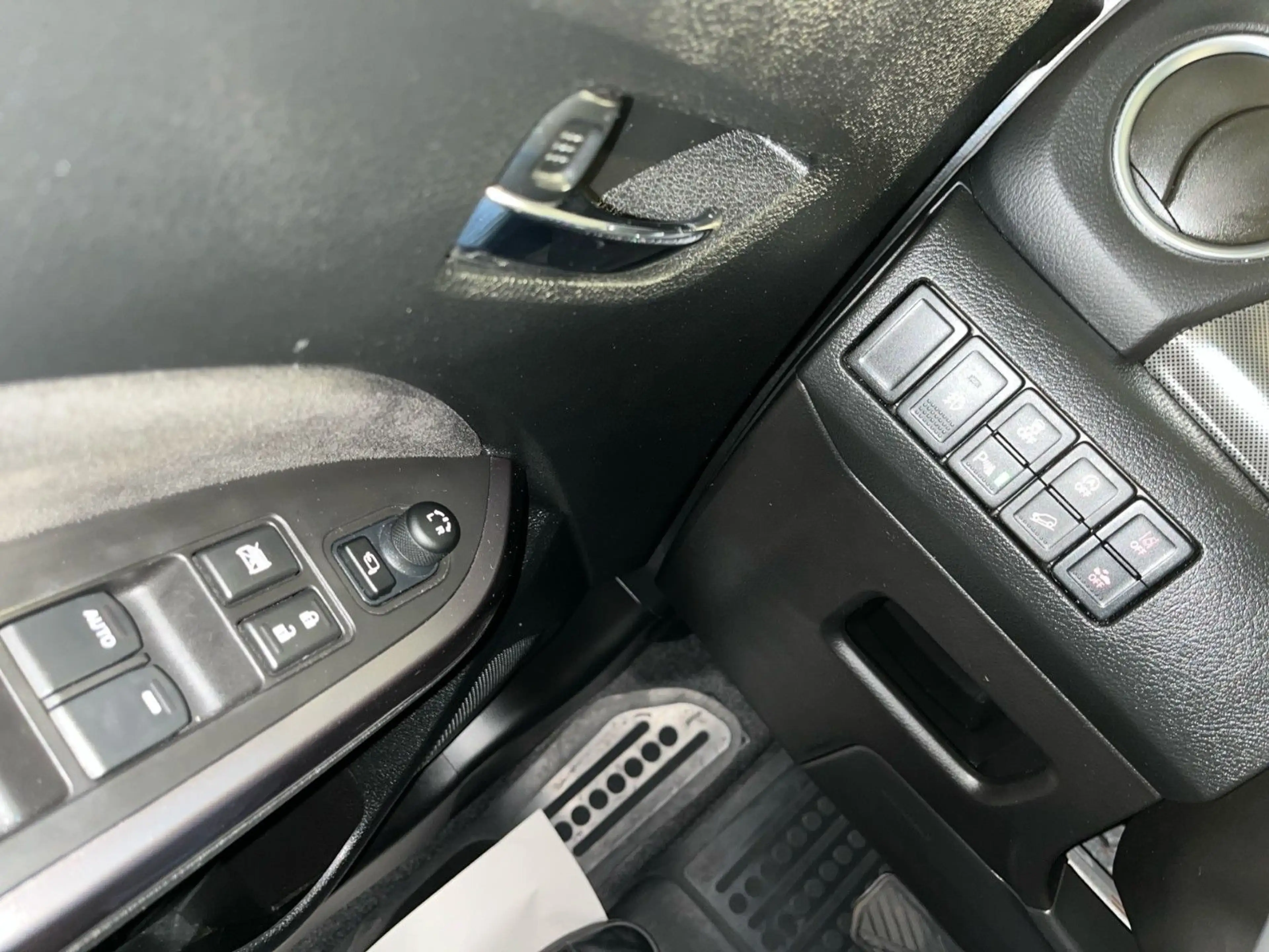 Suzuki Vitara 1.4 Mild-Hybrid Comfort+ 4x4 — photo 14