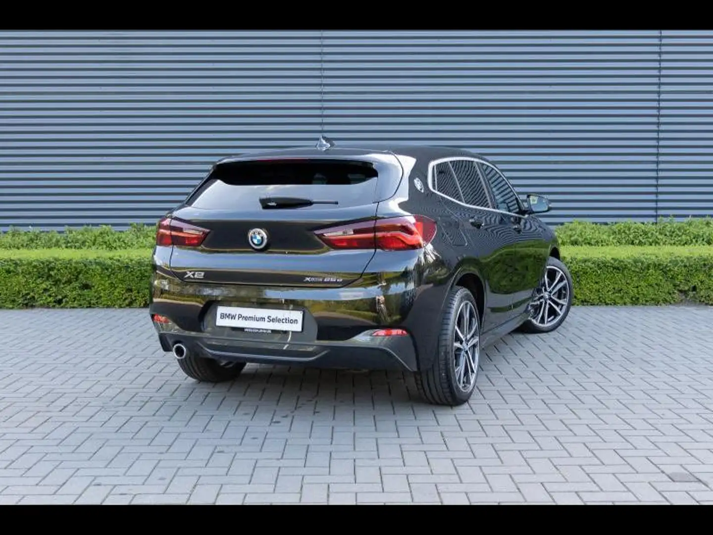 BMW X2 xDrive25e M-Sport Zwart - 2