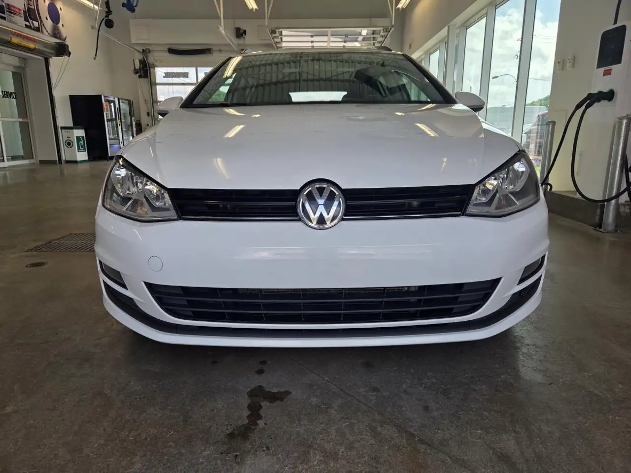 Volkswagen Golf photo Volkswagen Golf