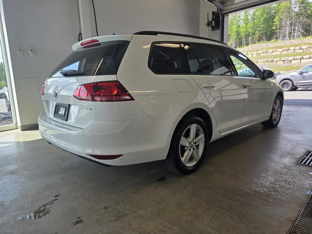 Volkswagen Golf photo Volkswagen Golf