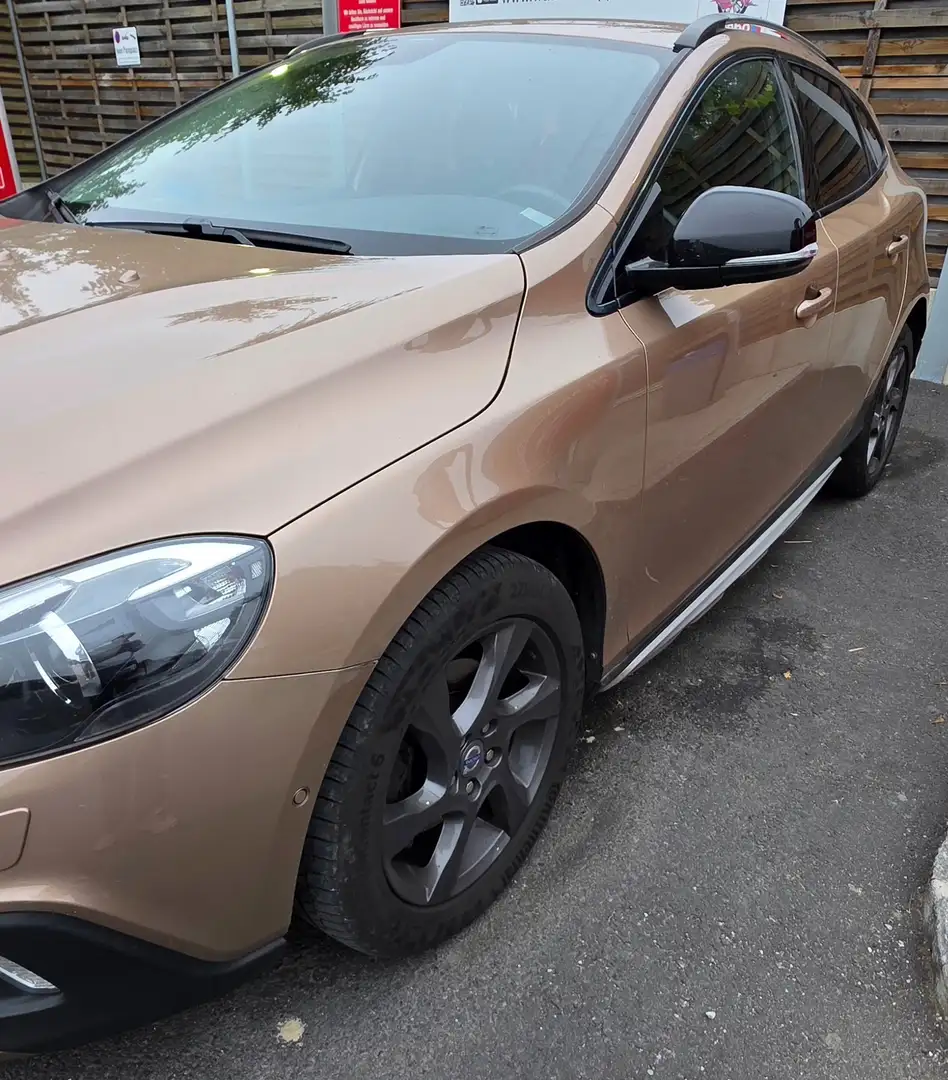Volvo V40 Cross Country V40 Cross Country D2 Momentum Momentum Bronze - 2