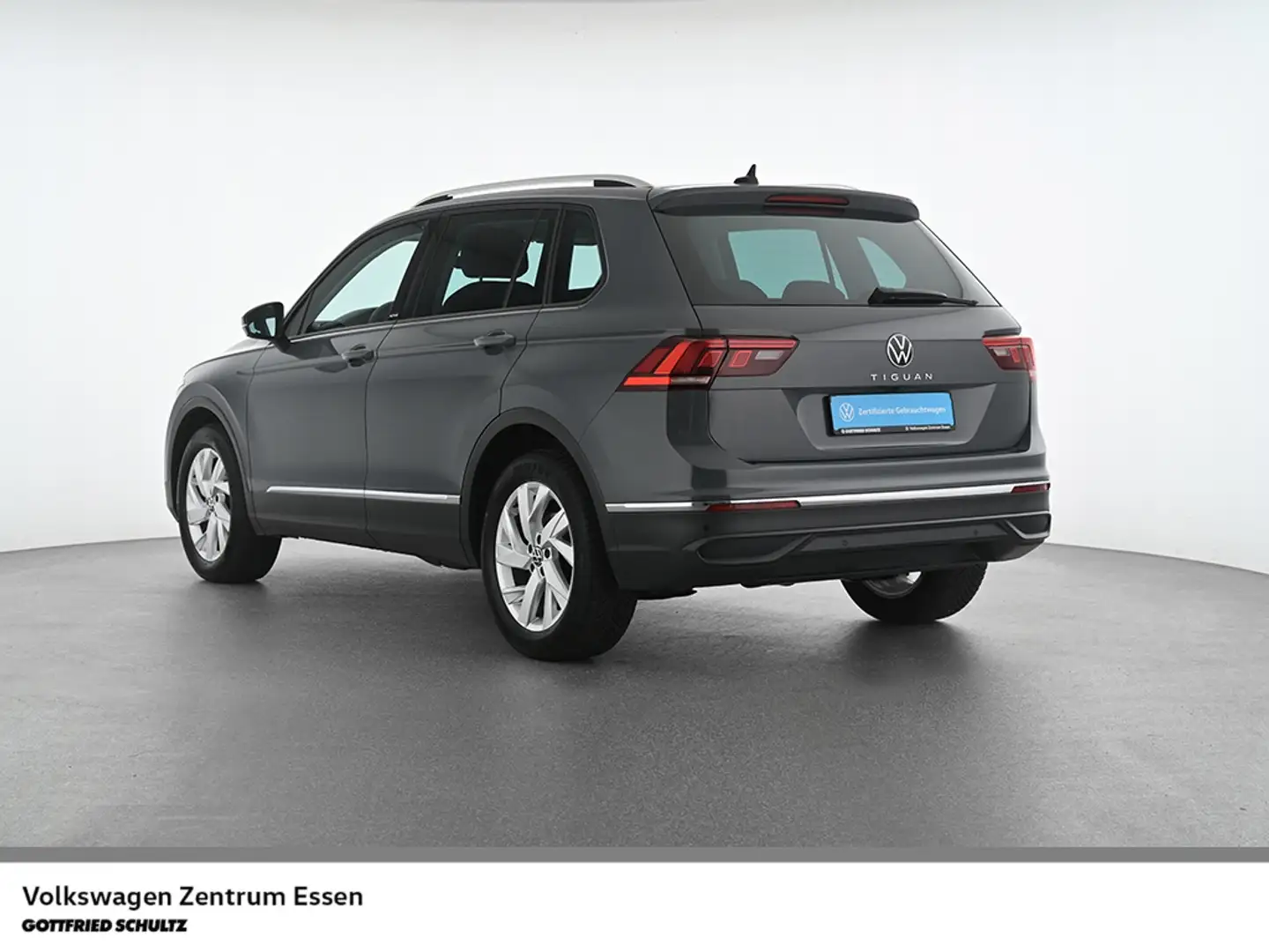 Volkswagen Tiguan Active TSI LED Navi R-Kamera Sitzhzg Grau - 2