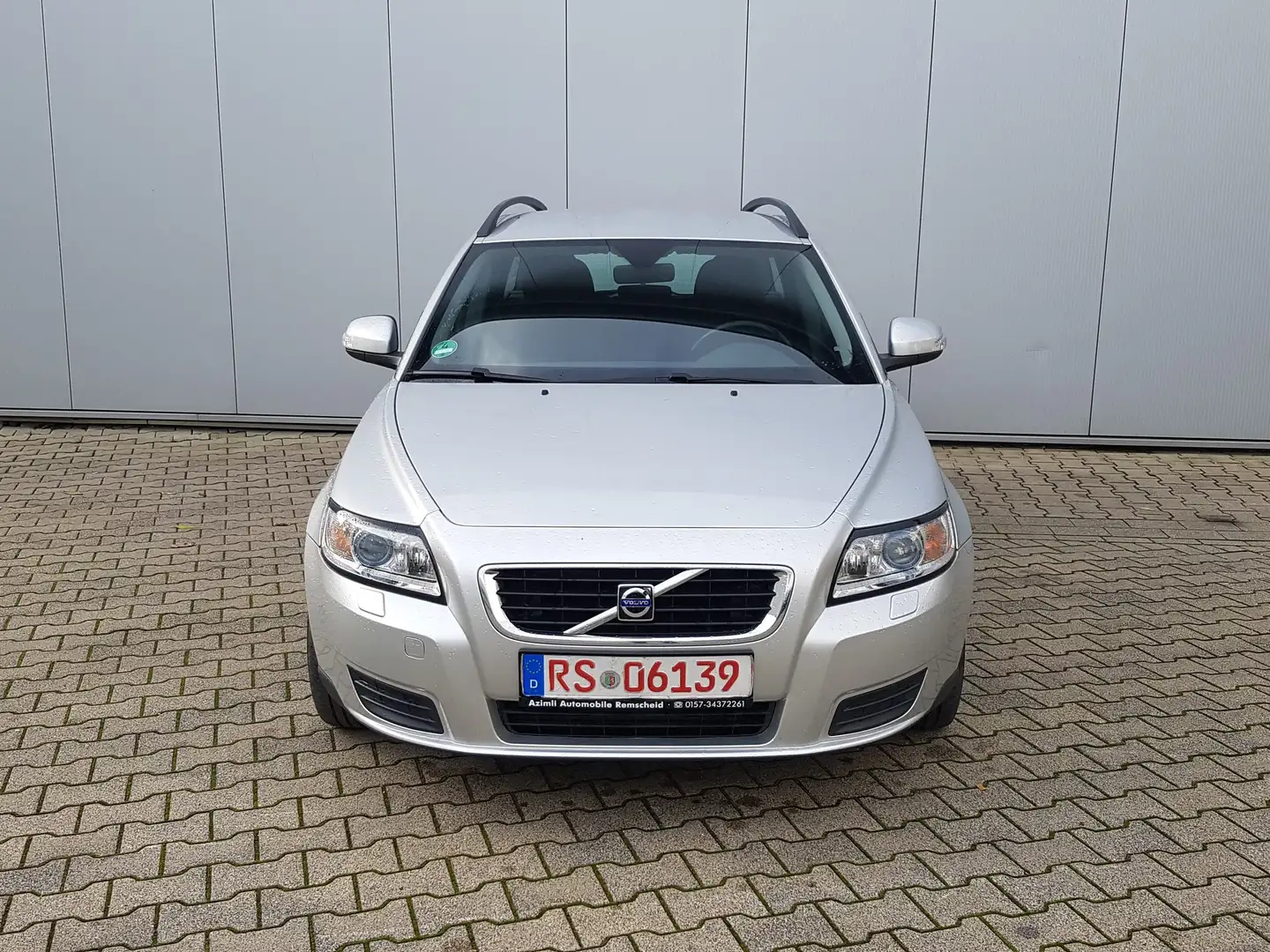 Volvo V50 1.6D DPF DRIVe Kinetic*2.HAND/TÜV/ALU/SITZHZ* Grau - 2