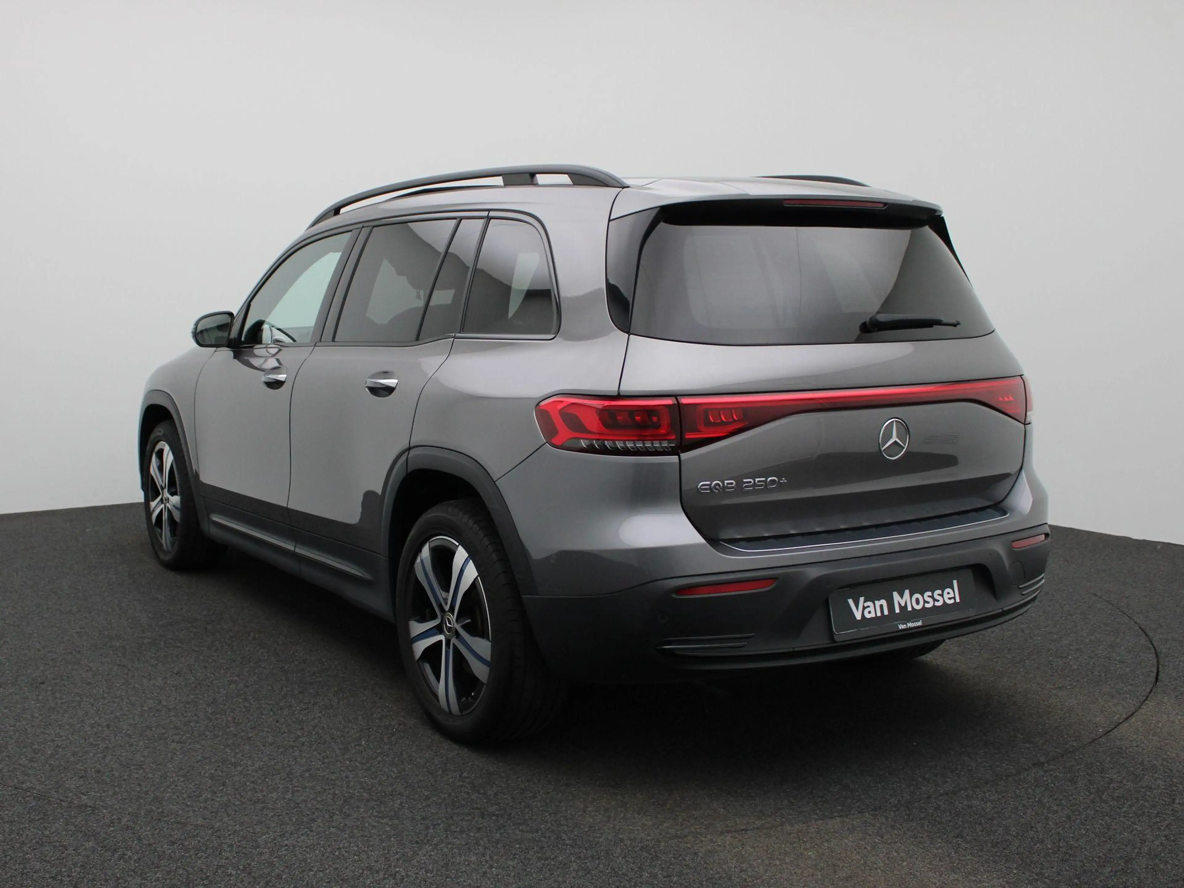 Mercedes-Benz EQB 250 250+ + BURMESTER + PANORAMISCH DAK + MEMORY + — photo 2