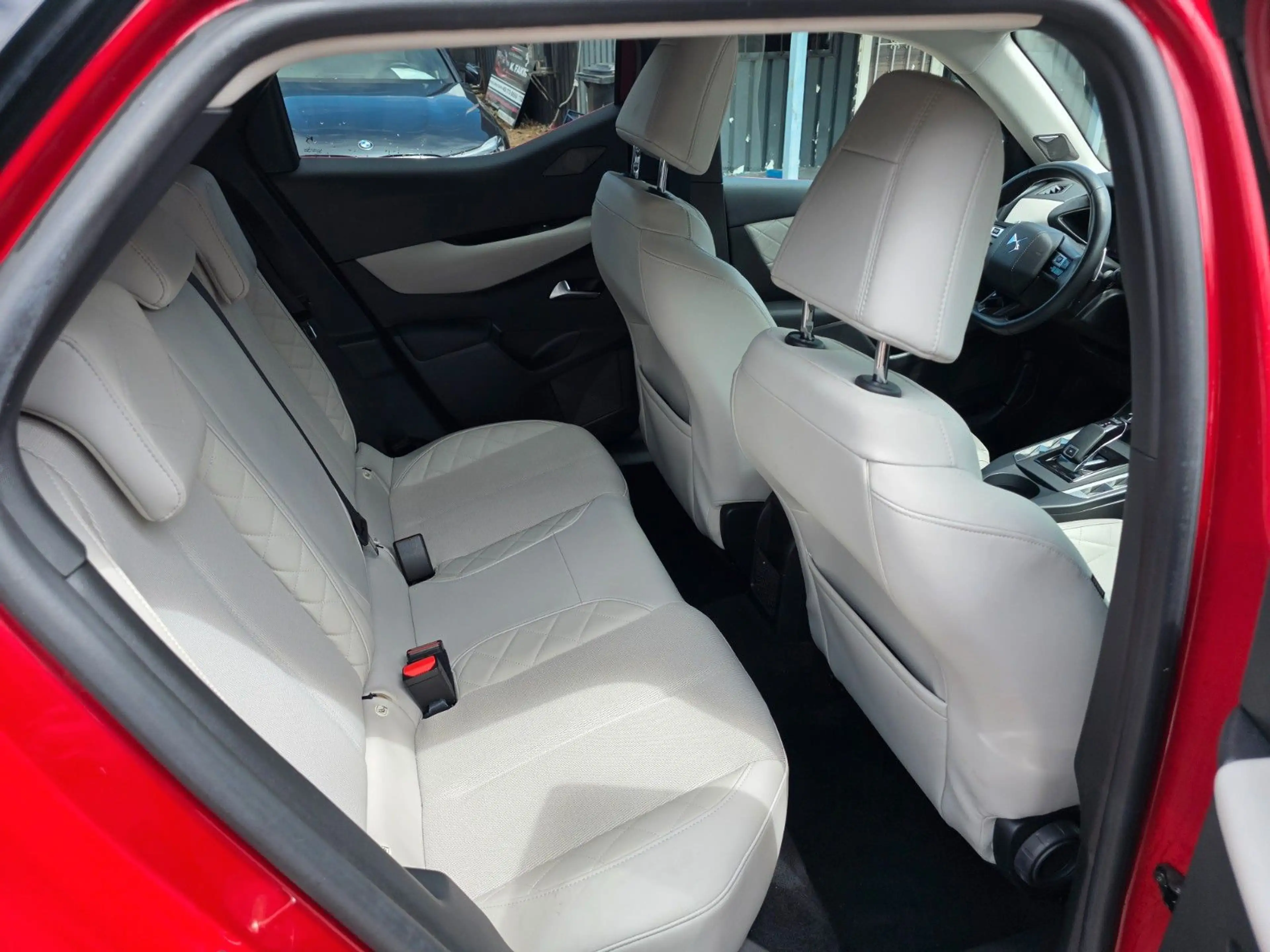 DS Automobiles DS 3 Crossback Automatik+Kamera+SHZ+ — photo 14