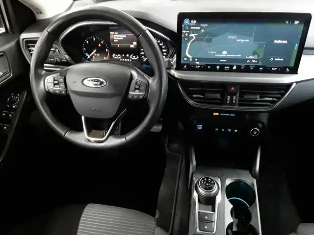 Ford Focus view 10